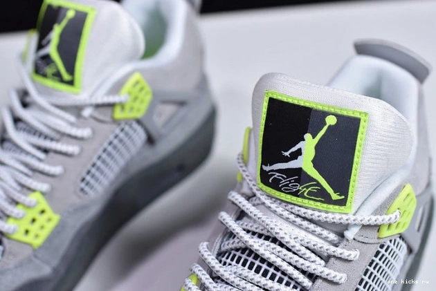Chep Onekick SE Neon Jordan Air CT5342-007 4 0818